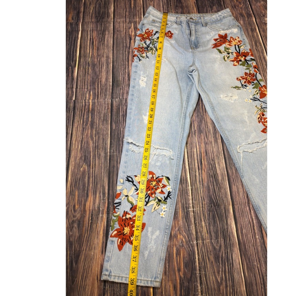 Topshop Moto Mom Jeans Womens W28 L32 Light Wash Floral Embroidered Distressed - Picture 4 of 15